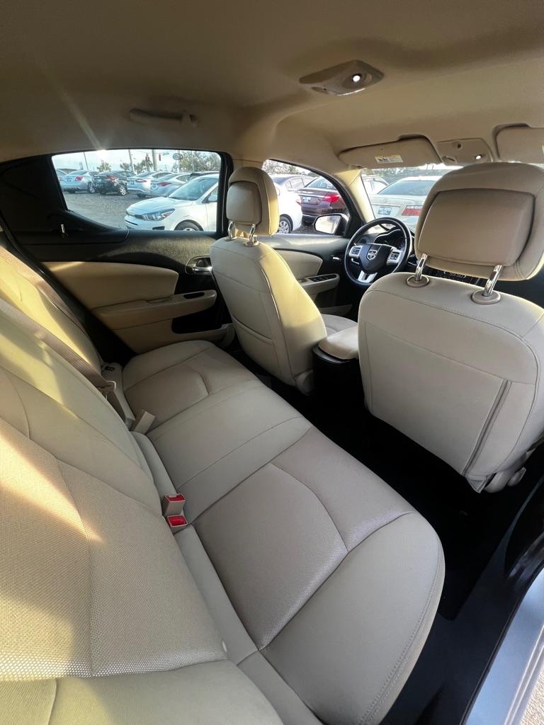 Dodge Avenger Mainstreet 2011