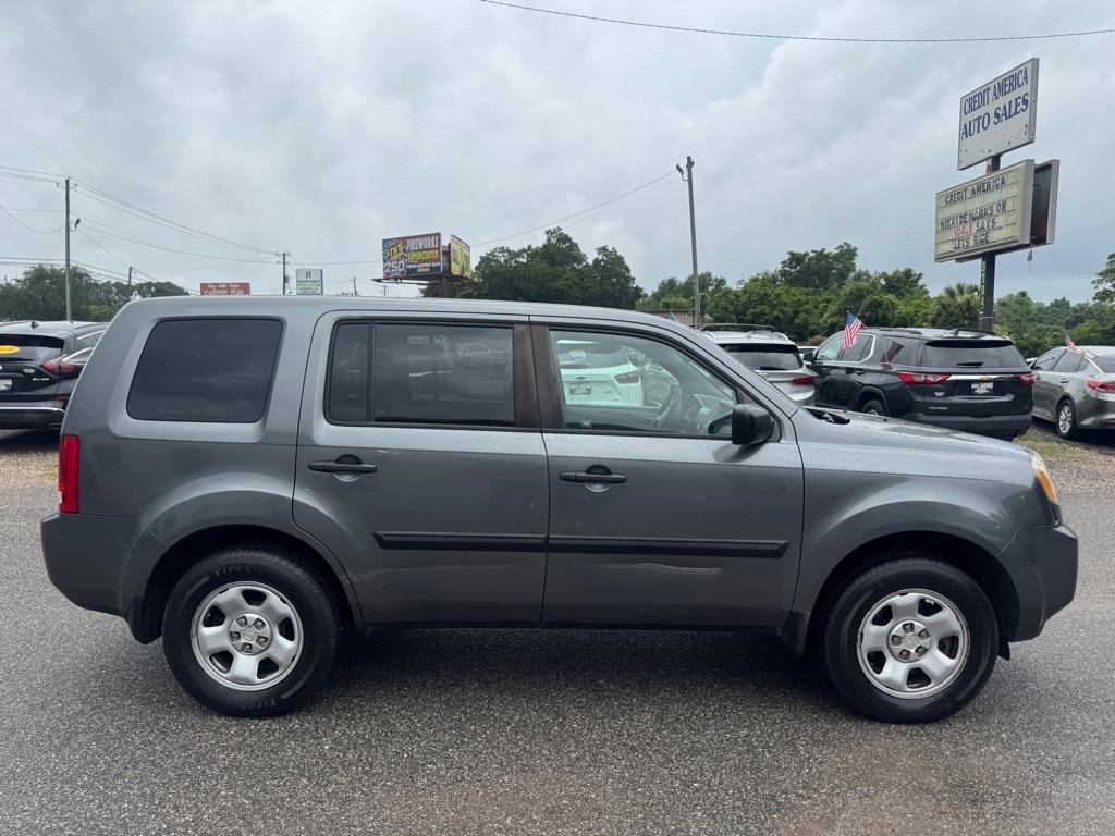 Honda Pilot LX 2WD 5-Spd AT 2011