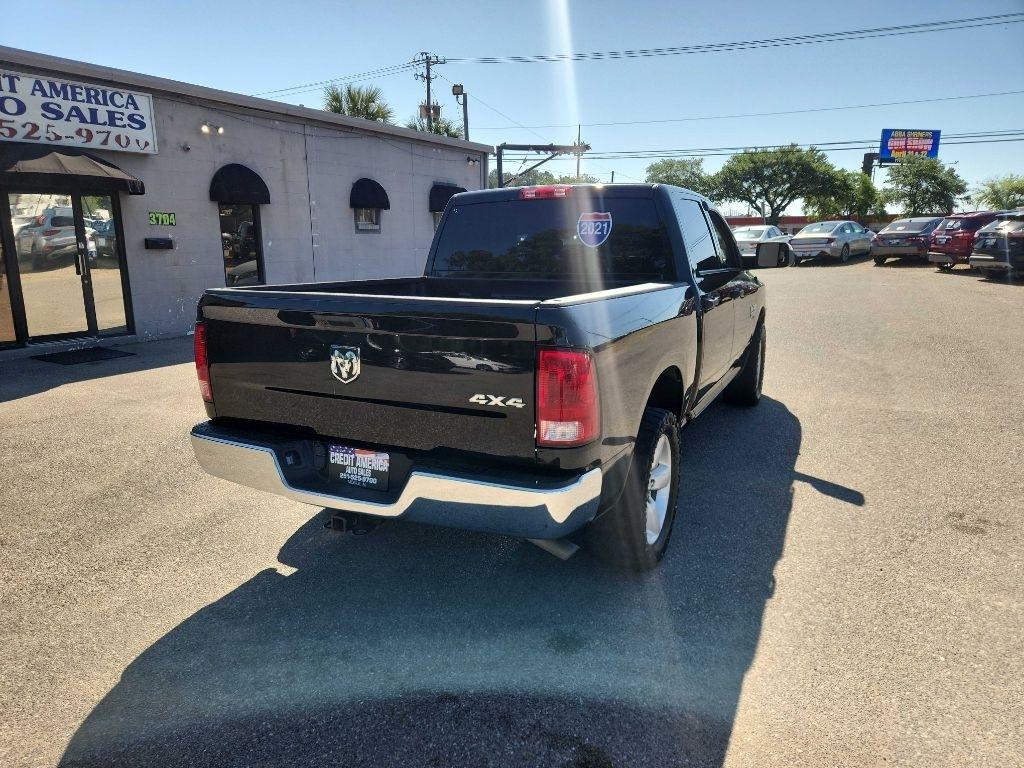 RAM 1500 Classic Tradesman Crew Cab SWB 4WD 2021