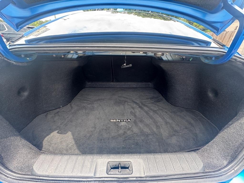 Nissan Sentra SV 2022