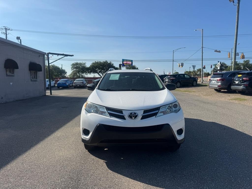 Toyota RAV4 LE FWD 2015