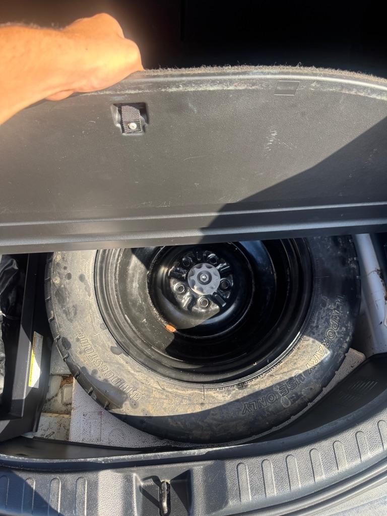 Toyota RAV4 LE FWD 2015