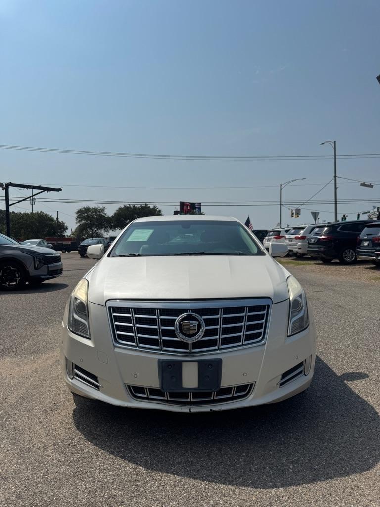 Cadillac XTS  2014