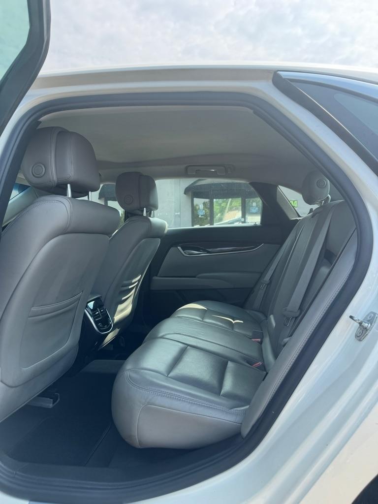 Cadillac XTS  2014
