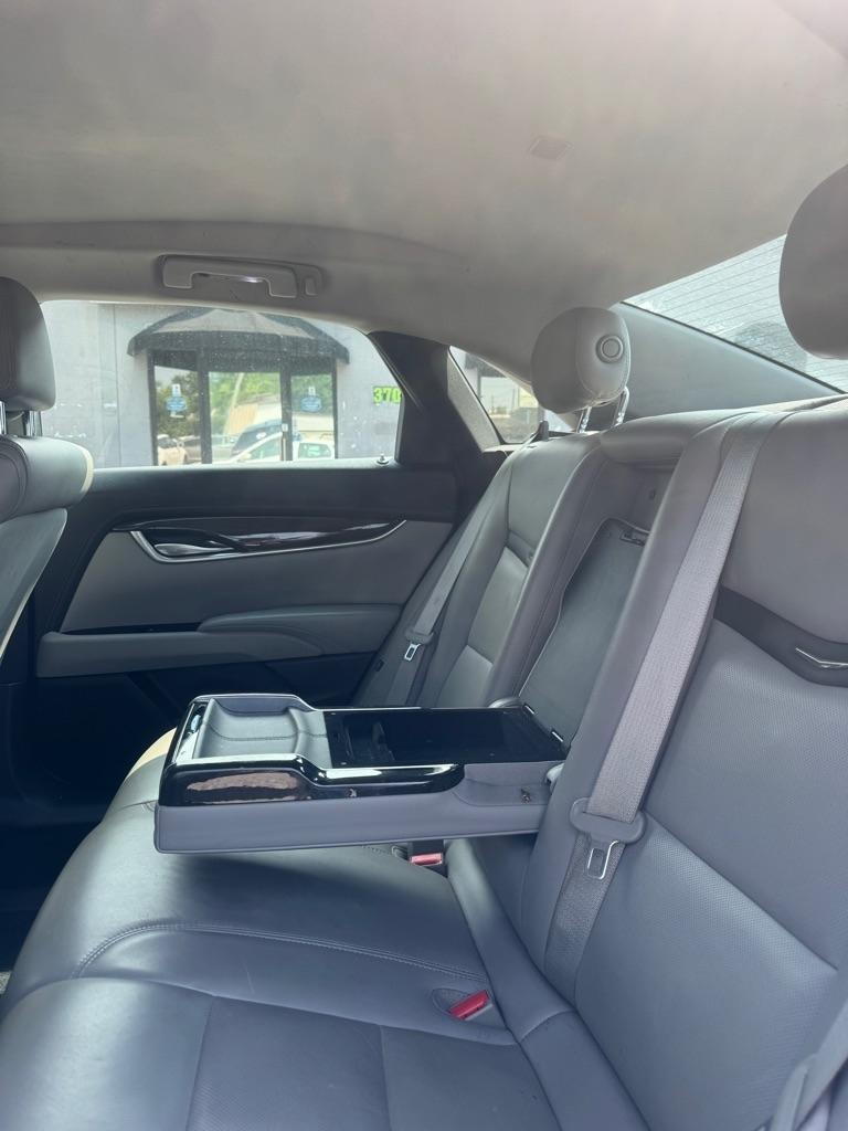 Cadillac XTS  2014