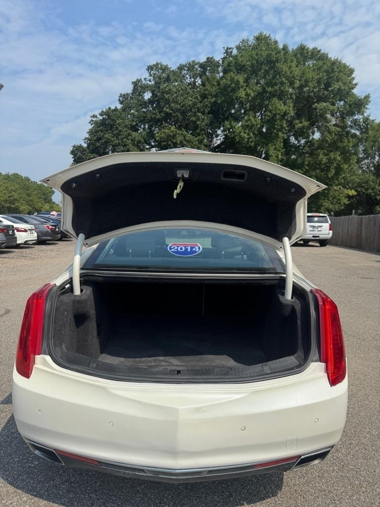 Cadillac XTS  2014
