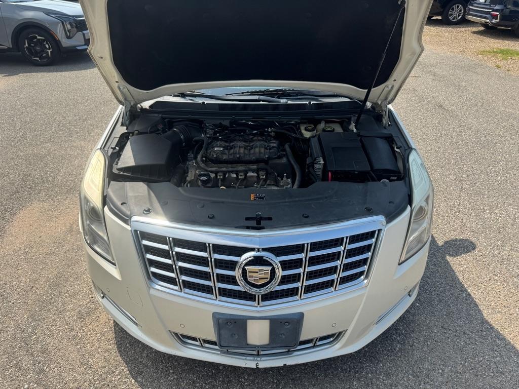 Cadillac XTS  2014