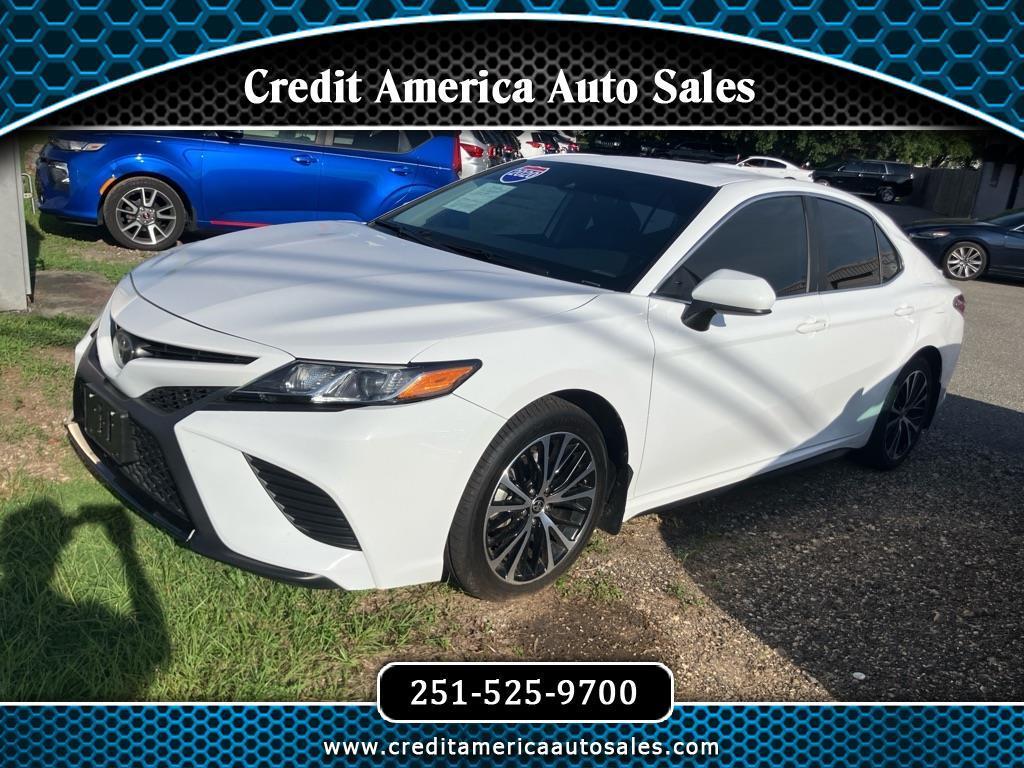 2020 Toyota Camry SE