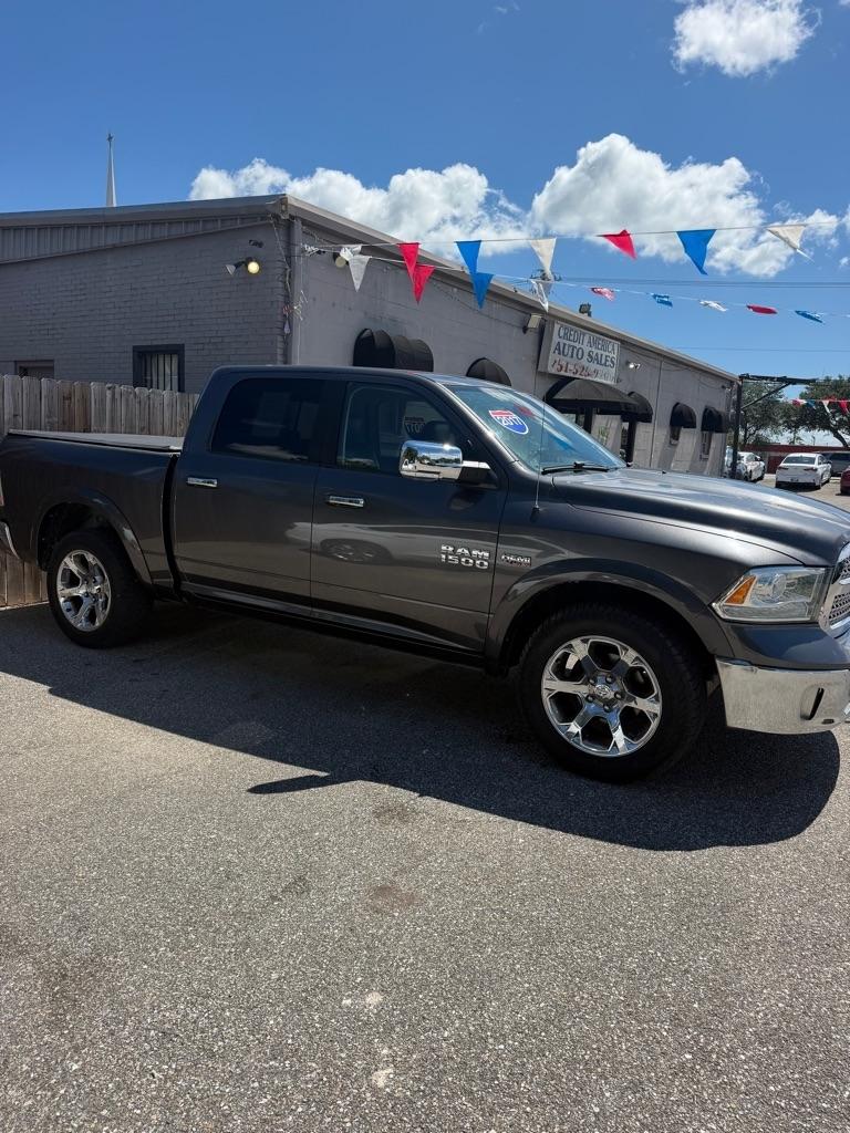 2017 RAM 1500 Laramie