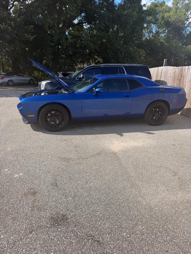 2012 Dodge Challenger SXT