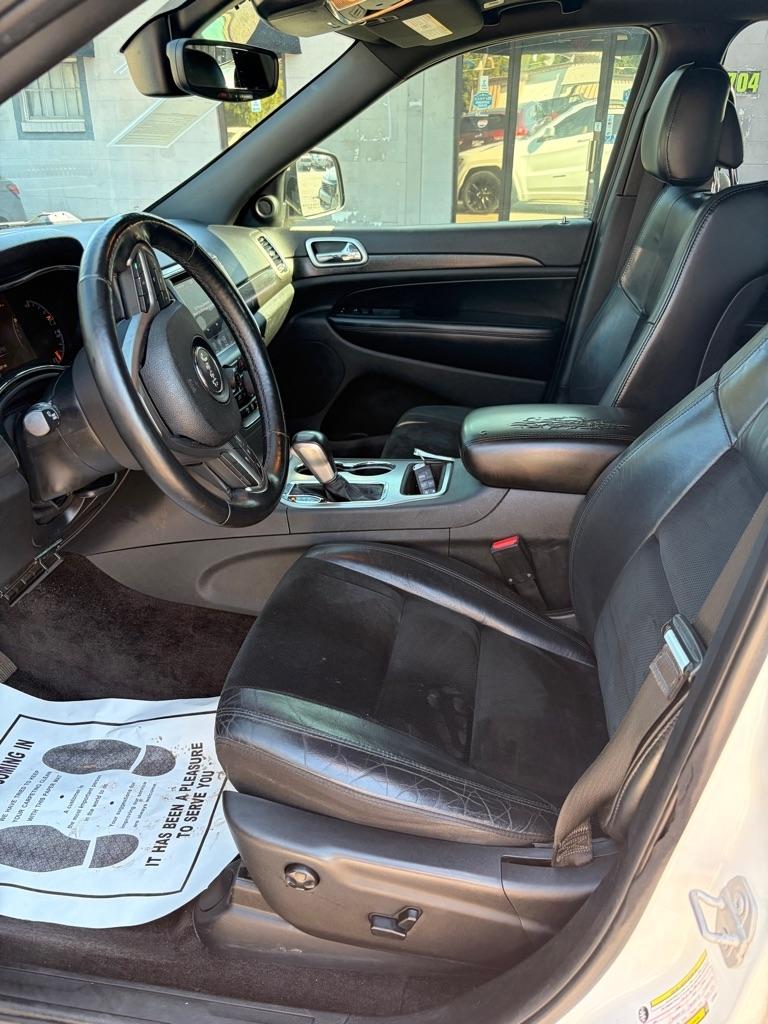 Jeep Grand Cherokee Laredo 2WD 2018
