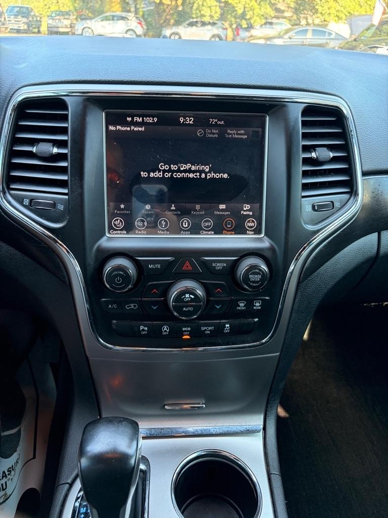 Jeep Grand Cherokee Laredo 2WD 2018