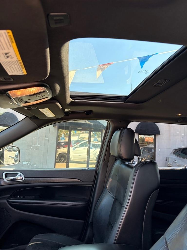 Jeep Grand Cherokee Laredo 2WD 2018