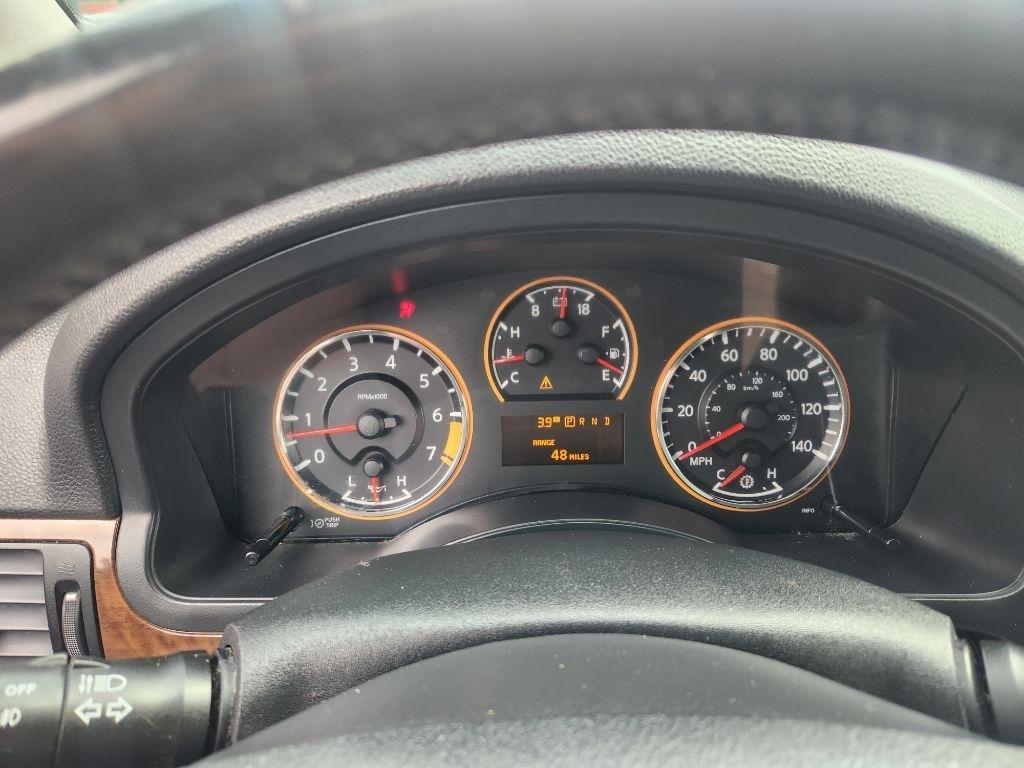 Nissan Armada SV 2WD 2015