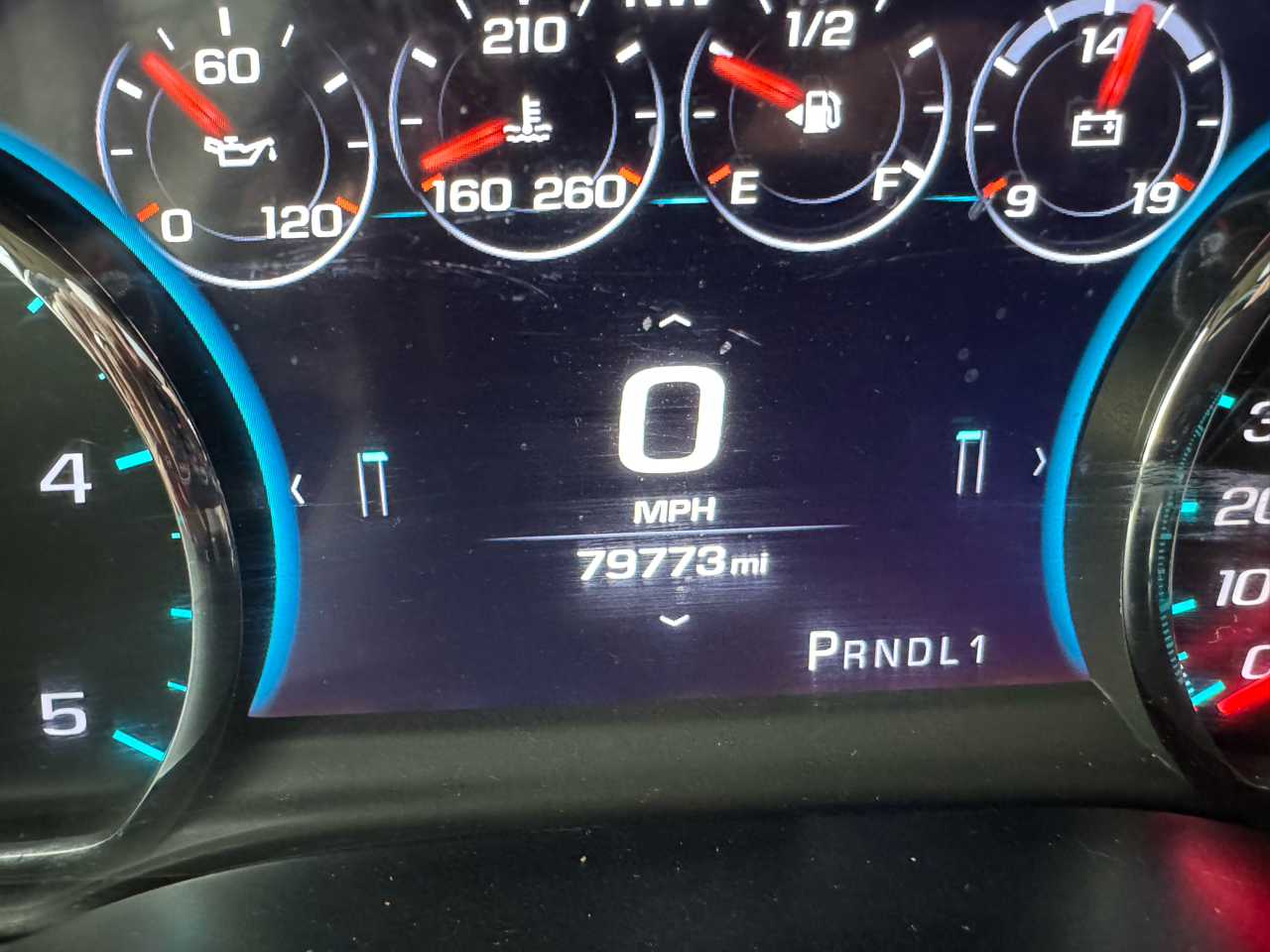 GMC Sierra 2500HD Denali Crew Cab 4WD 2017