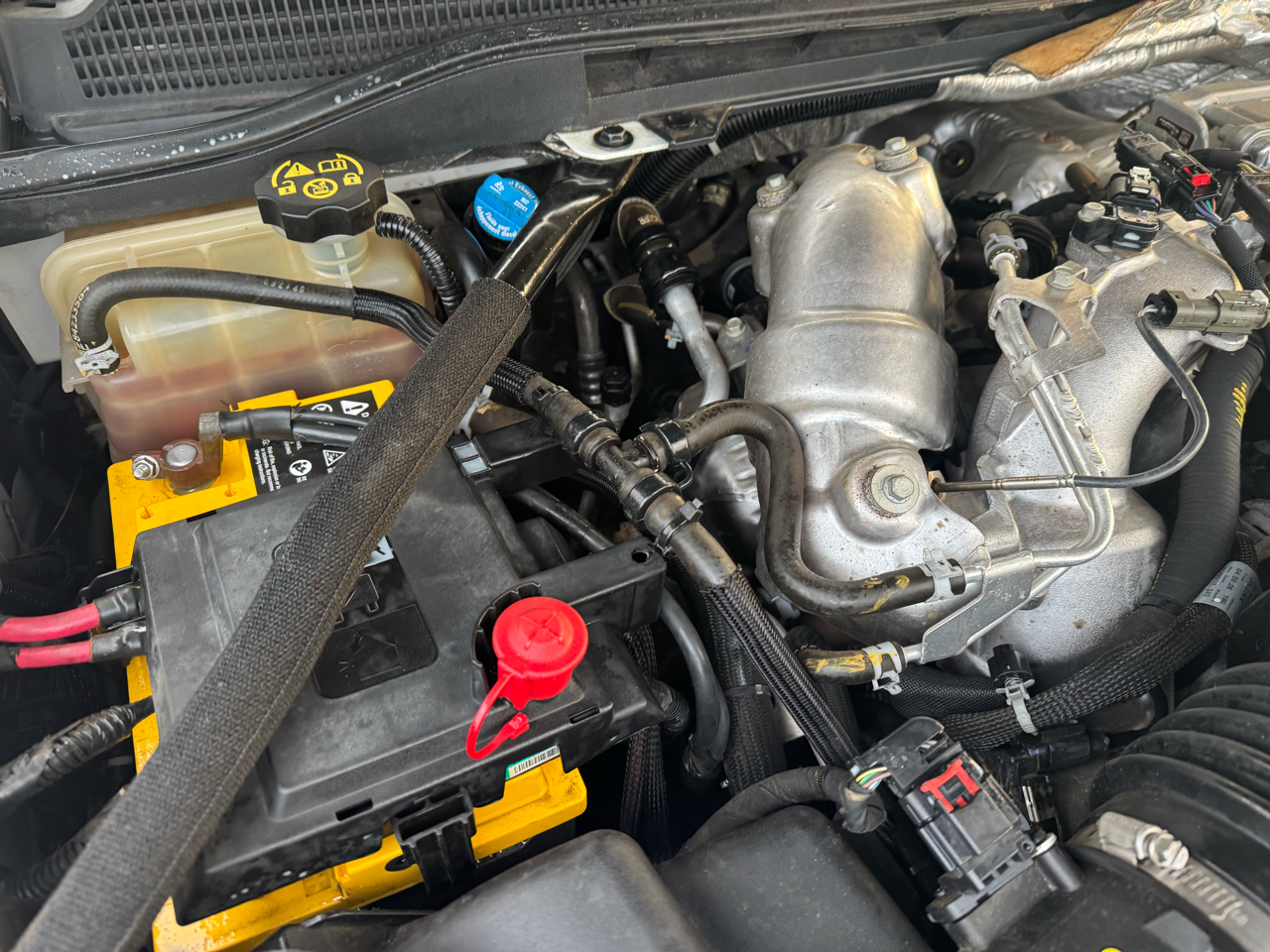 GMC Sierra 2500HD Denali Crew Cab 4WD 2017