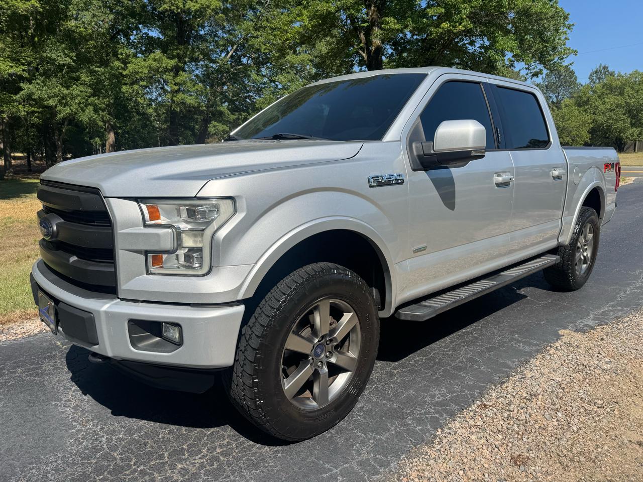 Ford F-150 4WD SuperCrew 145" Lariat 2016