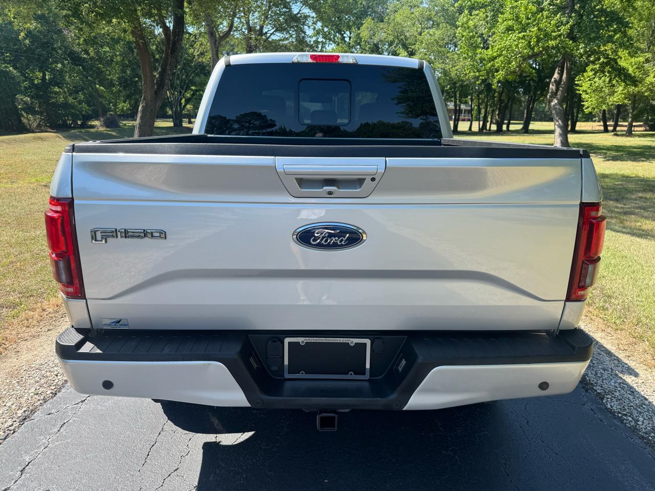 Ford F-150 4WD SuperCrew 145" Lariat 2016