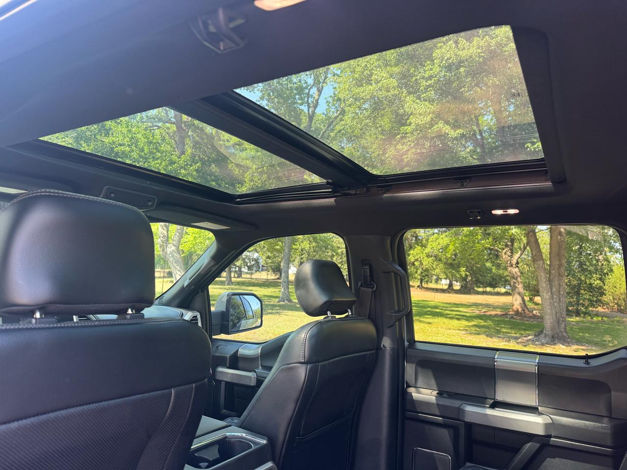 Ford F-150 4WD SuperCrew 145" Lariat 2016