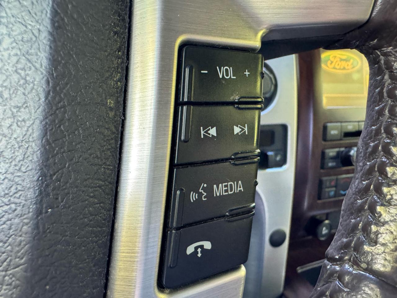 Ford F-150 4WD SuperCrew 145" Platinum 2009