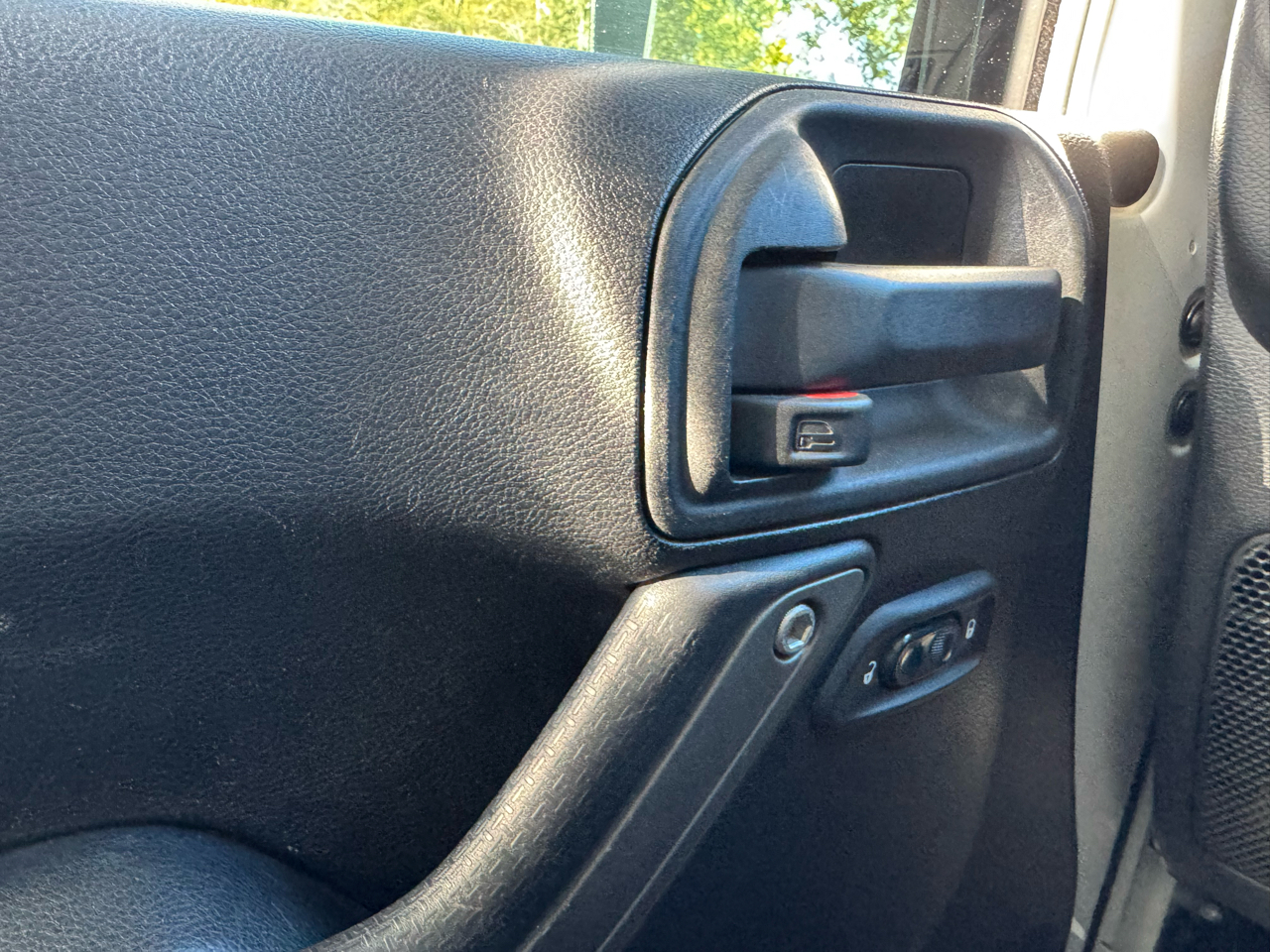 Jeep Wrangler Unlimited 4WD 4dr Sport 2012 Jeep Wrangler Unlimited 4WD 4dr Sport 2012