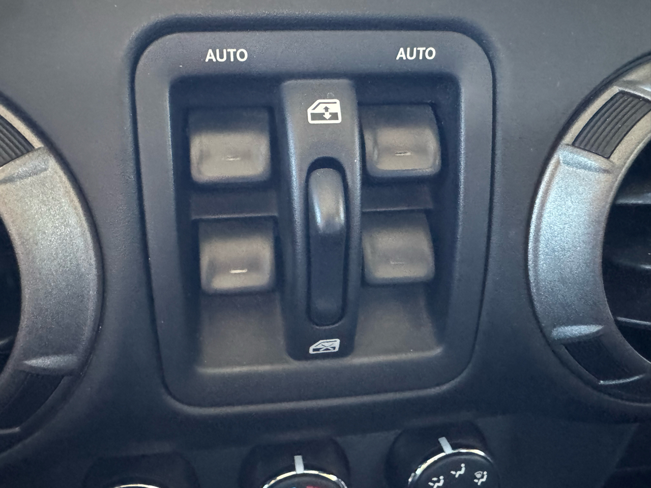 Jeep Wrangler Unlimited 4WD 4dr Sport 2012 Jeep Wrangler Unlimited 4WD 4dr Sport 2012