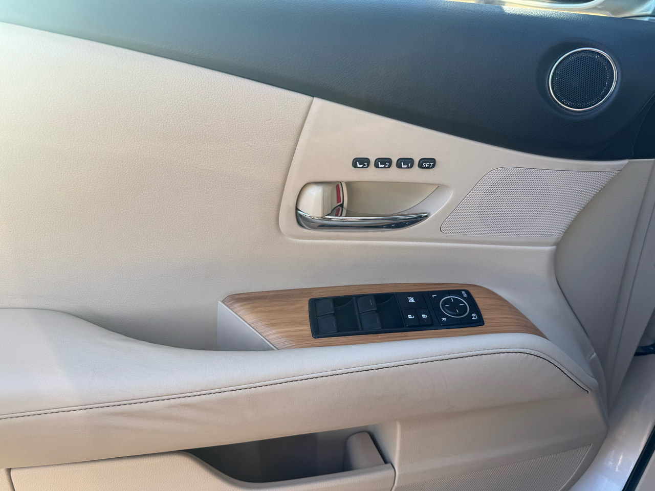 Lexus RX 450h FWD 4dr 2015