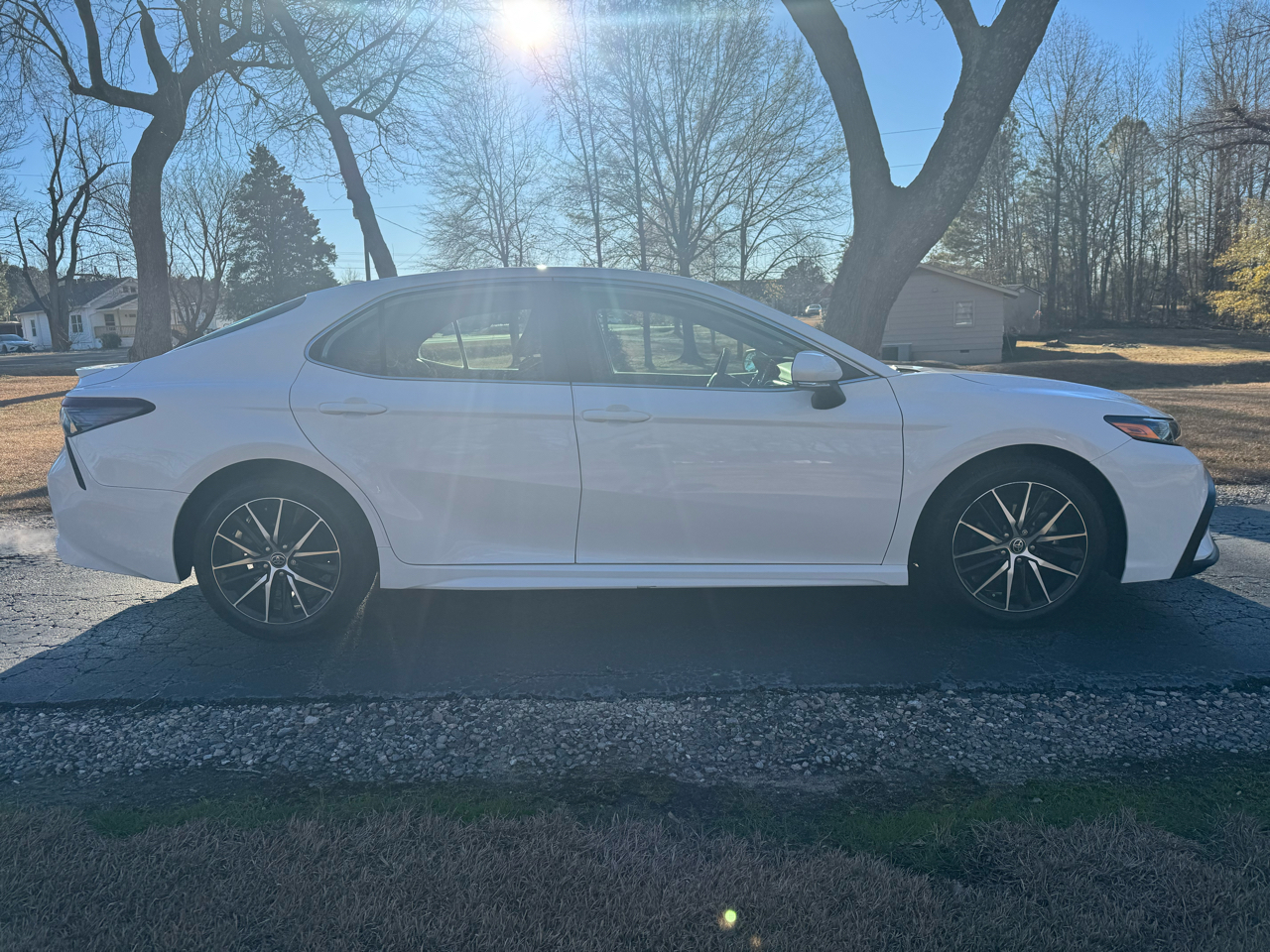 Toyota Camry SE Auto (Natl) 2022