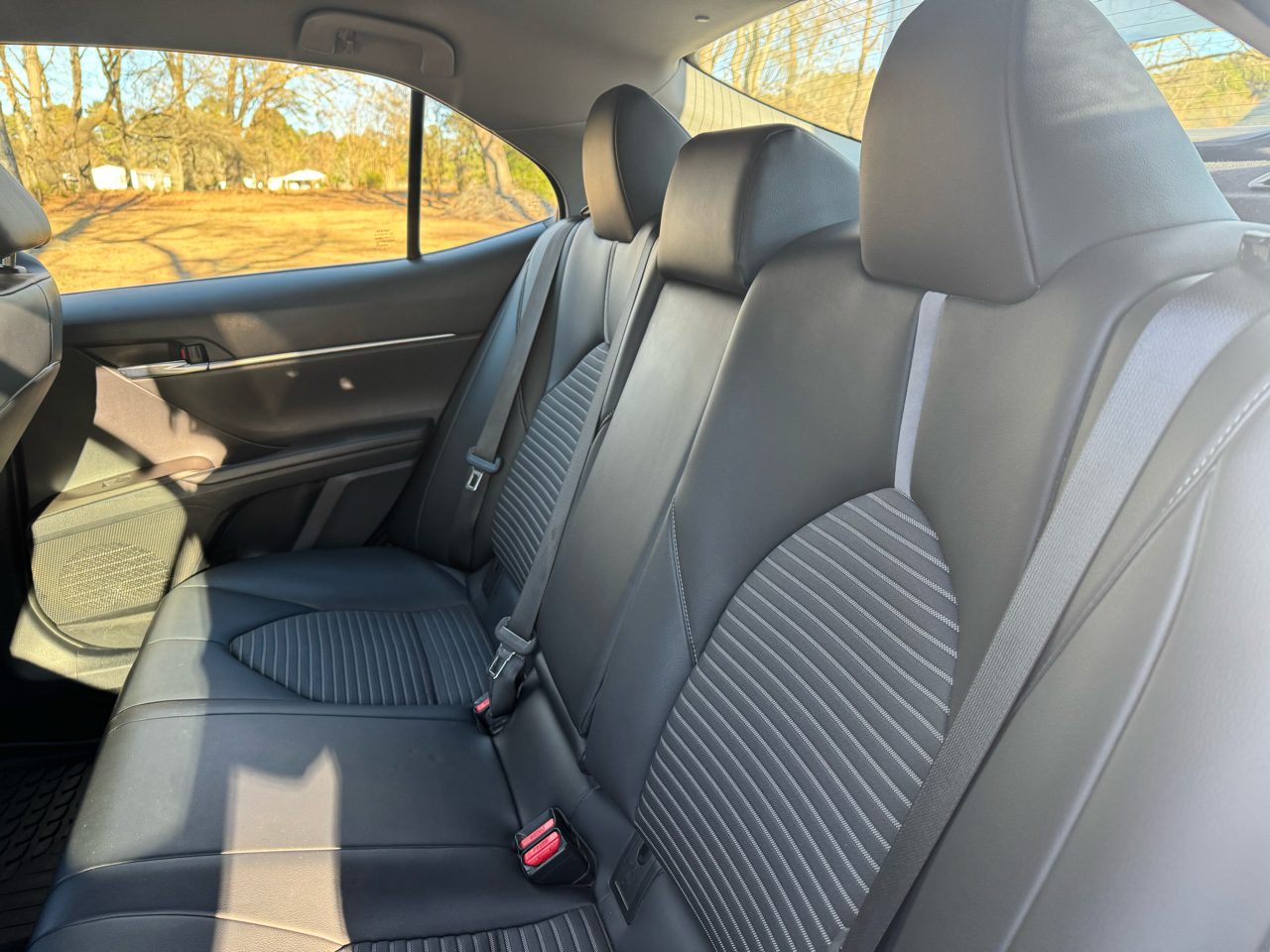 Toyota Camry SE Auto (Natl) 2022