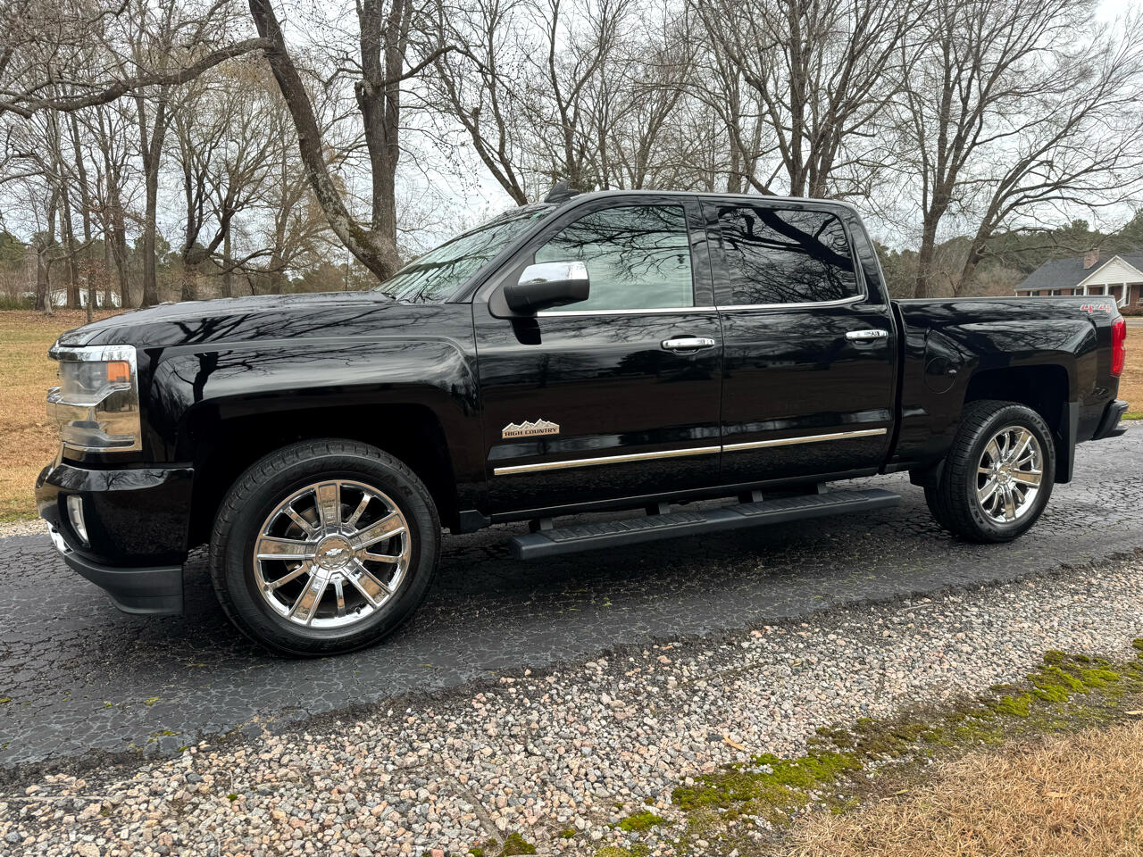 Chevrolet Silverado 1500 4WD Crew Cab 143.5" High Country 2016