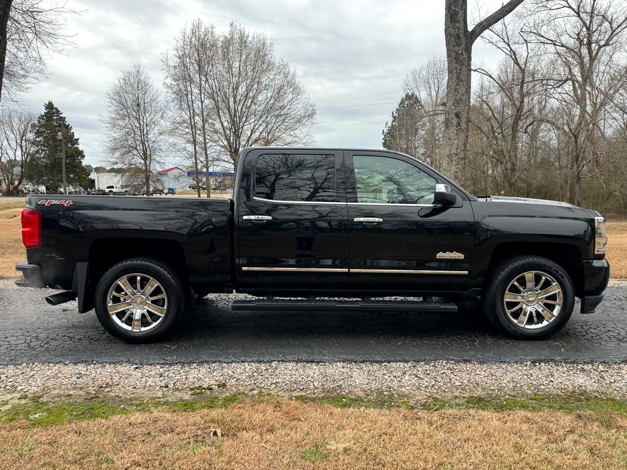 Chevrolet Silverado 1500 4WD Crew Cab 143.5" High Country 2016