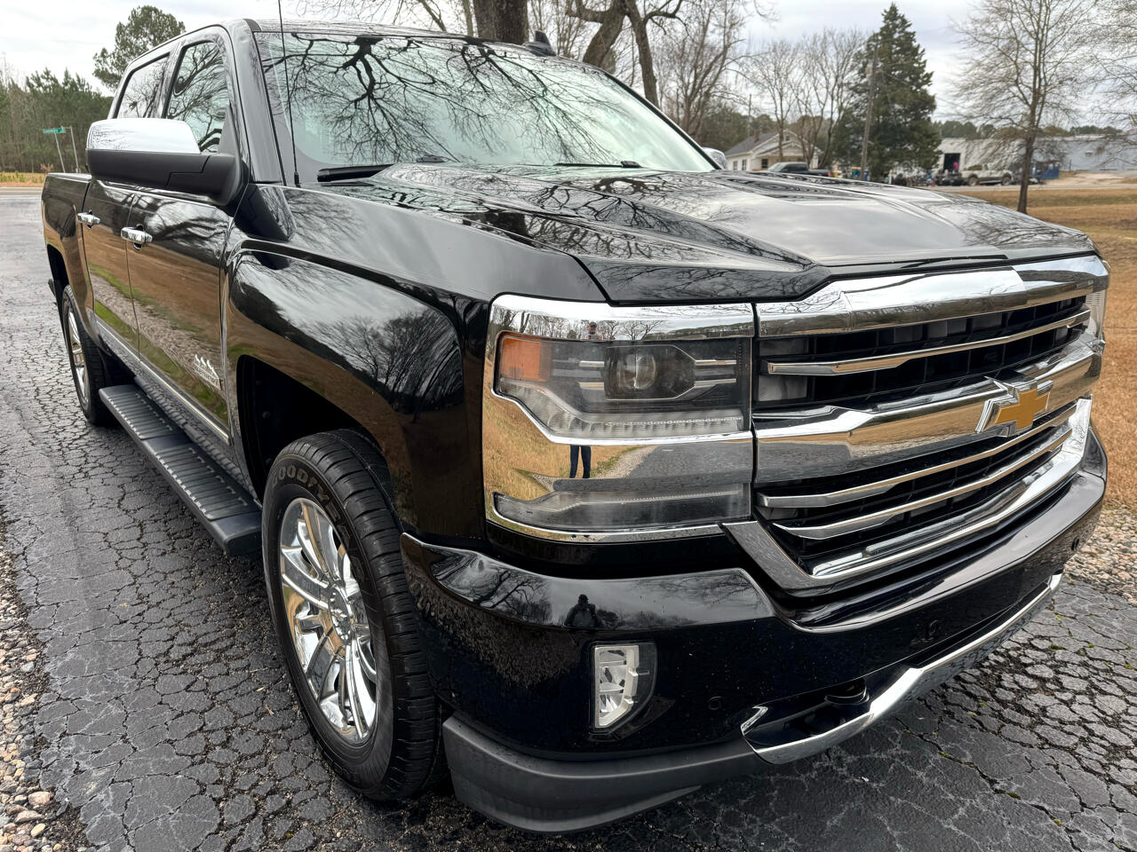 Chevrolet Silverado 1500 4WD Crew Cab 143.5" High Country 2016