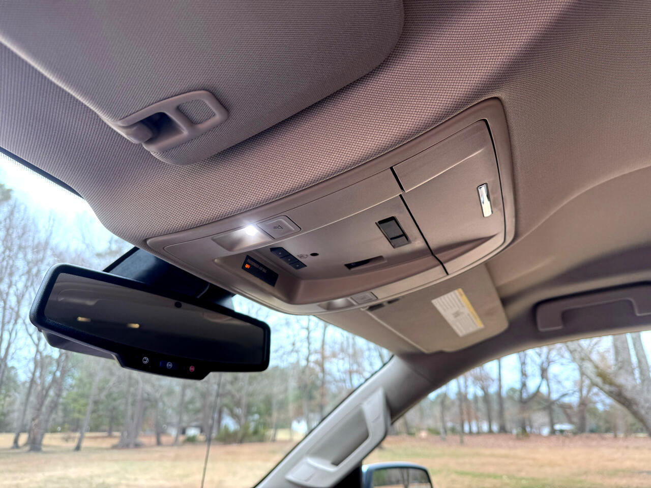 Chevrolet Silverado 1500 4WD Crew Cab 143.5" High Country 2016