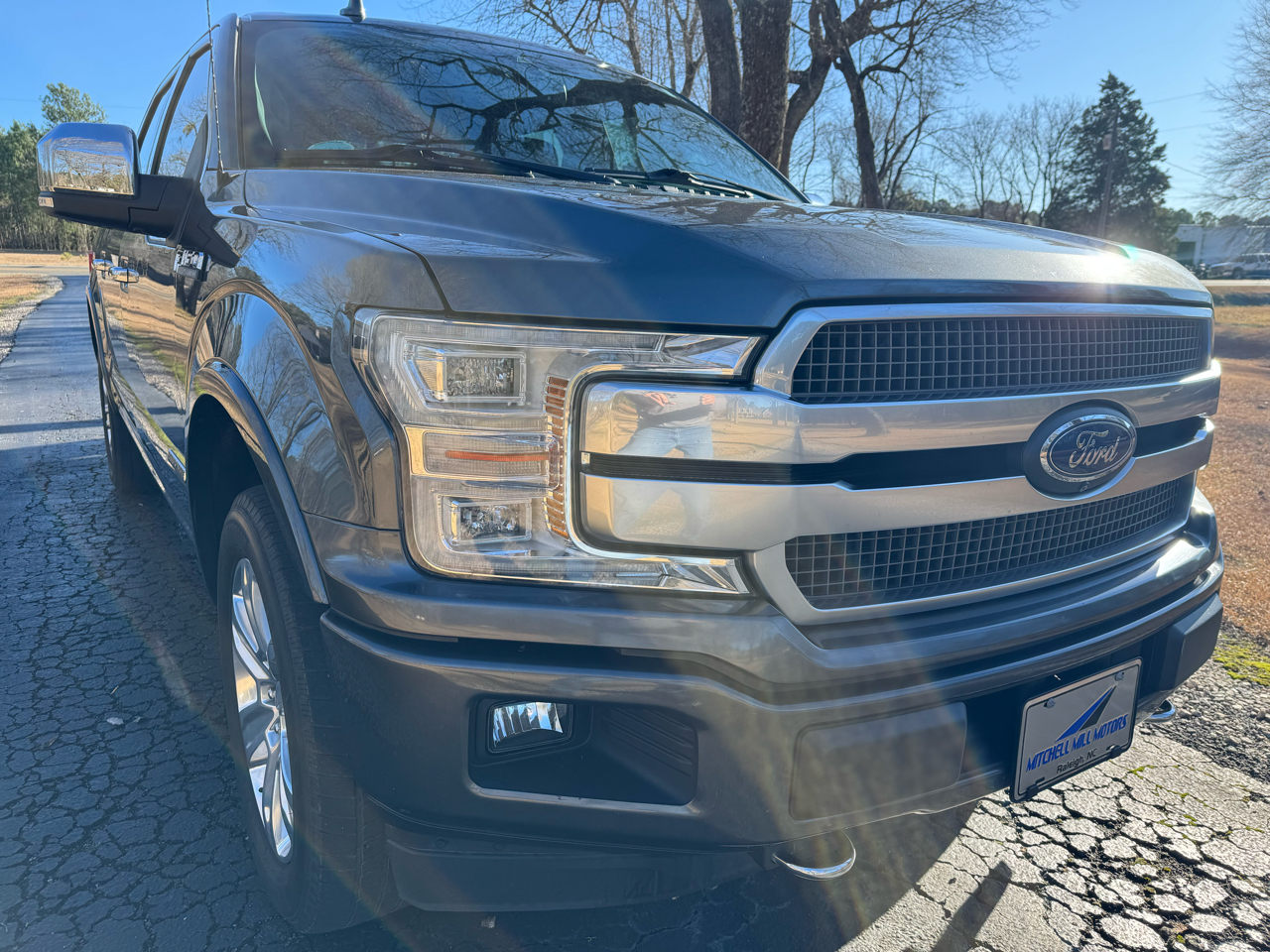 Ford F-150 Platinum 4WD SuperCrew 5.5' Box 2019