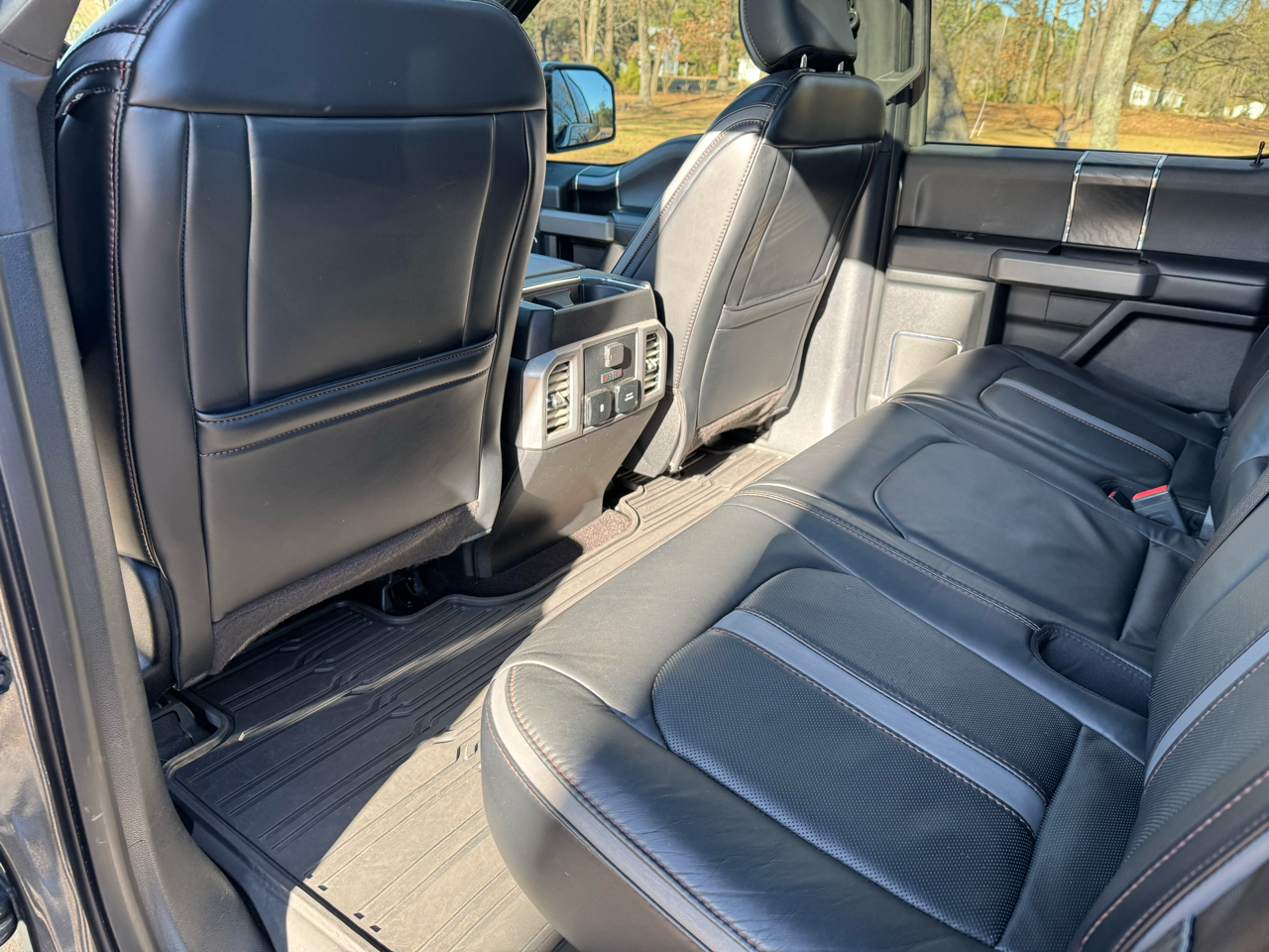 Ford F-150 Platinum 4WD SuperCrew 5.5' Box 2019