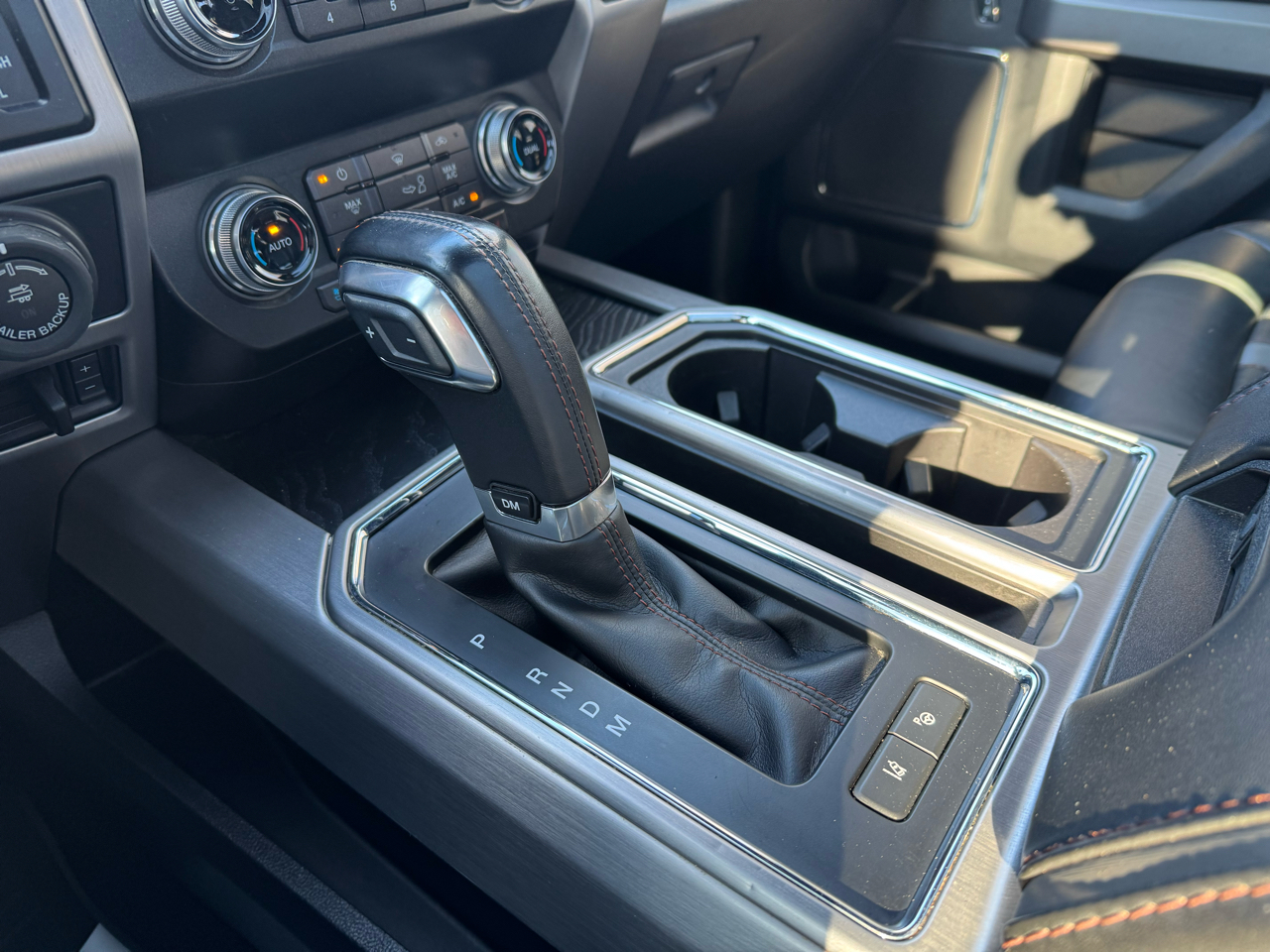 Ford F-150 Platinum 4WD SuperCrew 5.5' Box 2019