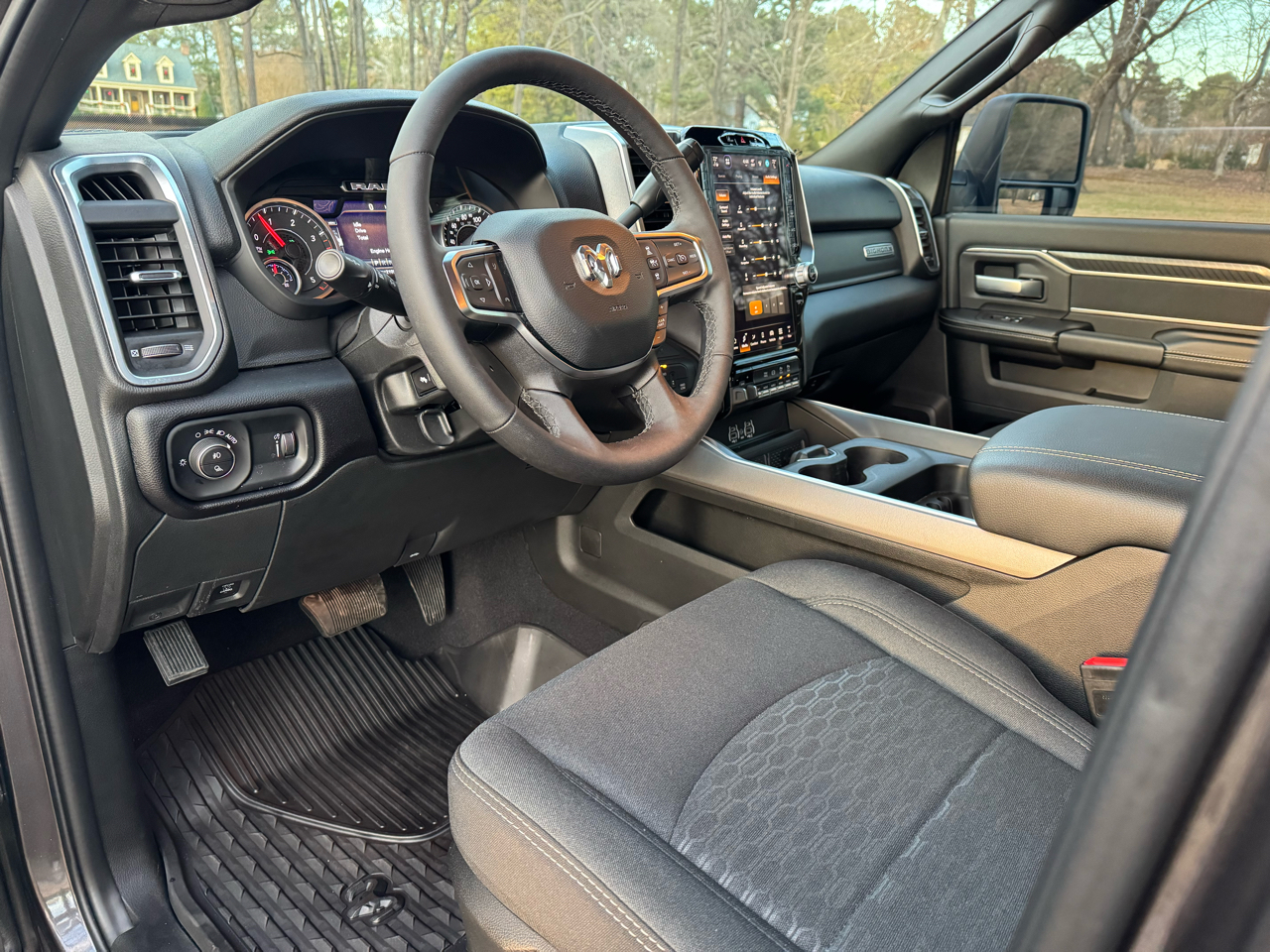 RAM 2500 Big Horn 4x4 Crew Cab 6'4" Box 2025