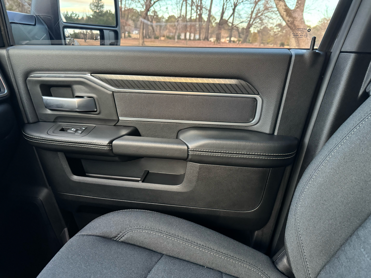 RAM 2500 Big Horn 4x4 Crew Cab 6'4" Box 2025