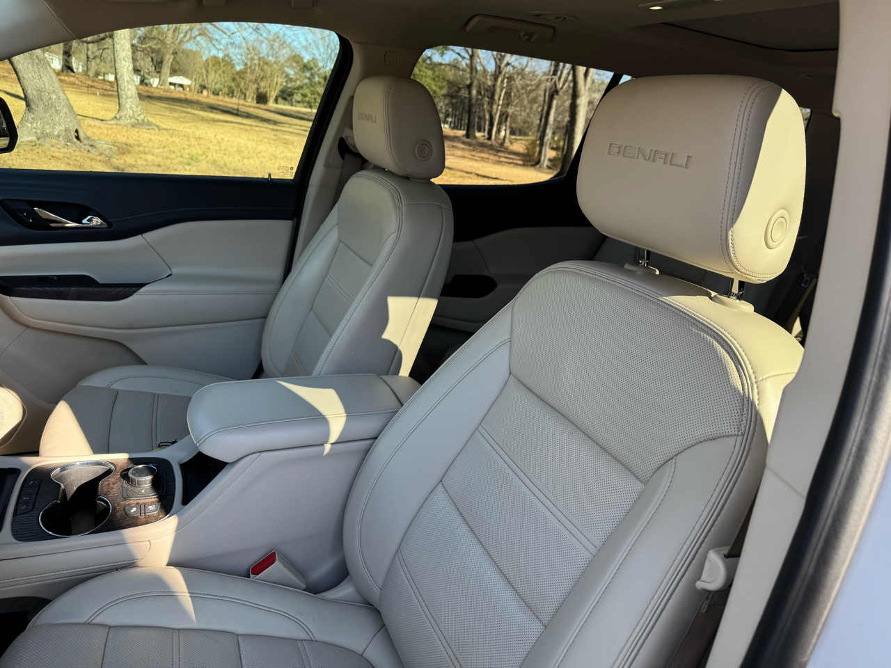 GMC Acadia FWD 4dr Denali 2022