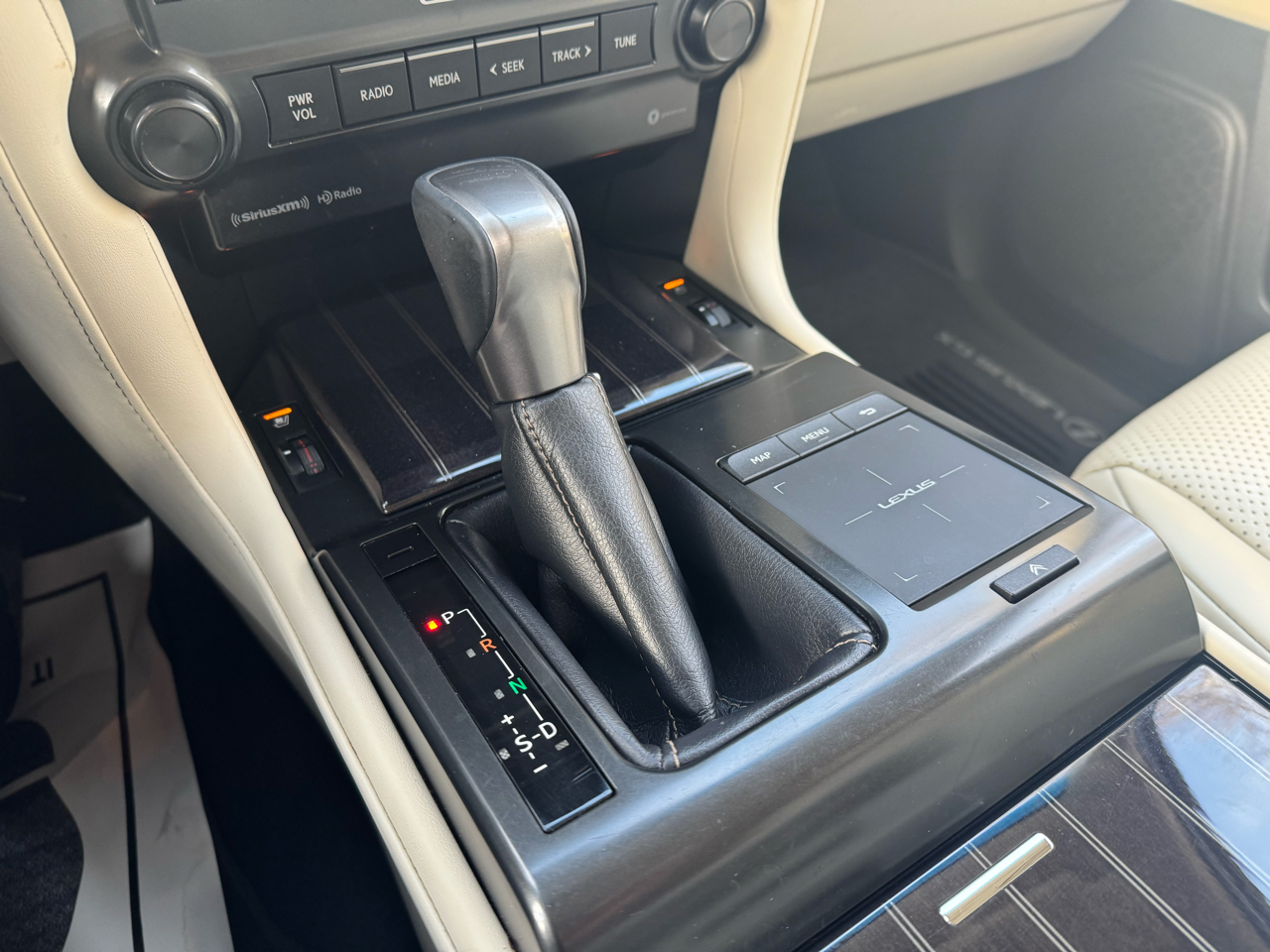 Lexus GX GX 460 Premium 4WD 2022