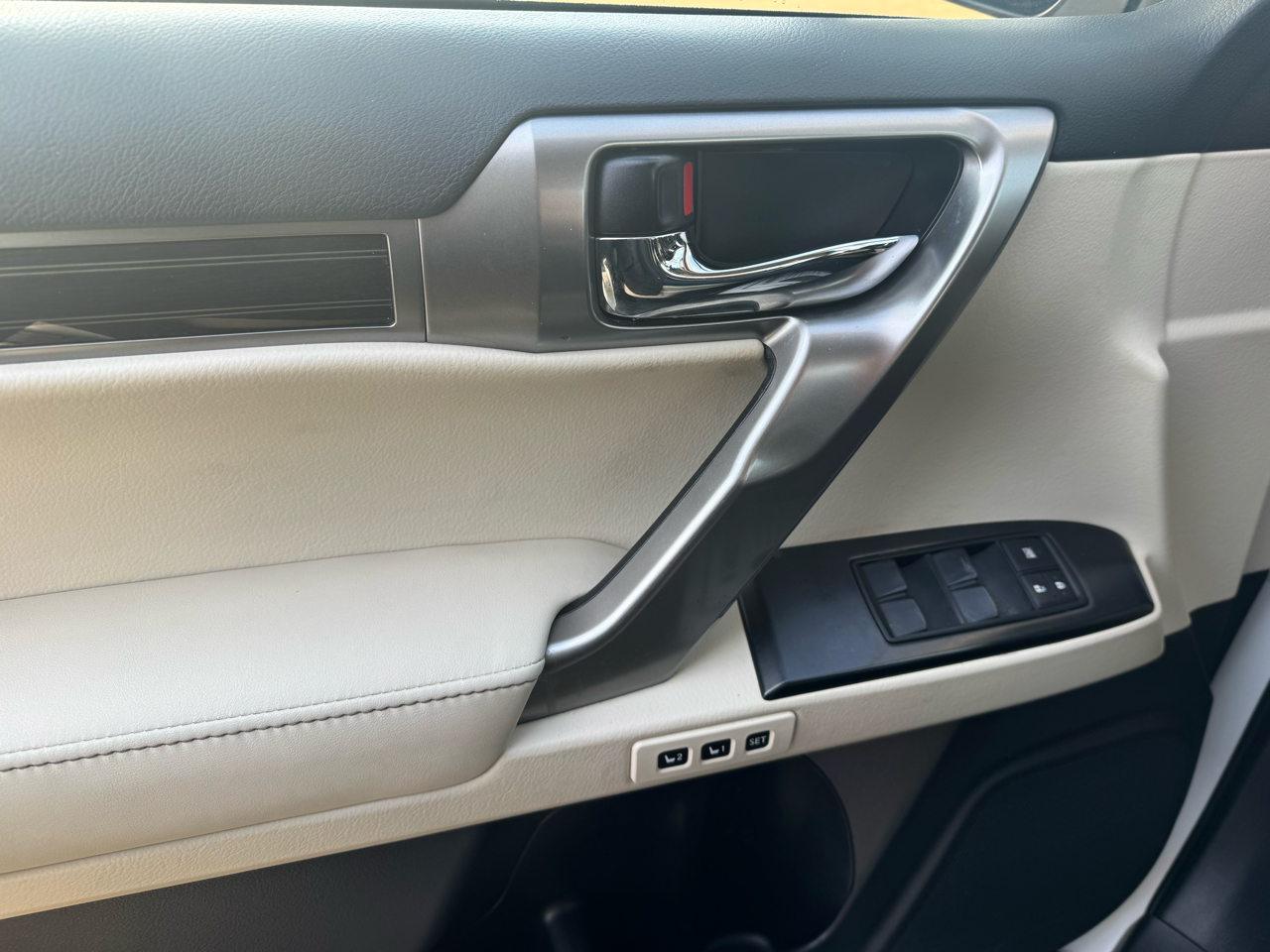 Lexus GX GX 460 Premium 4WD 2022