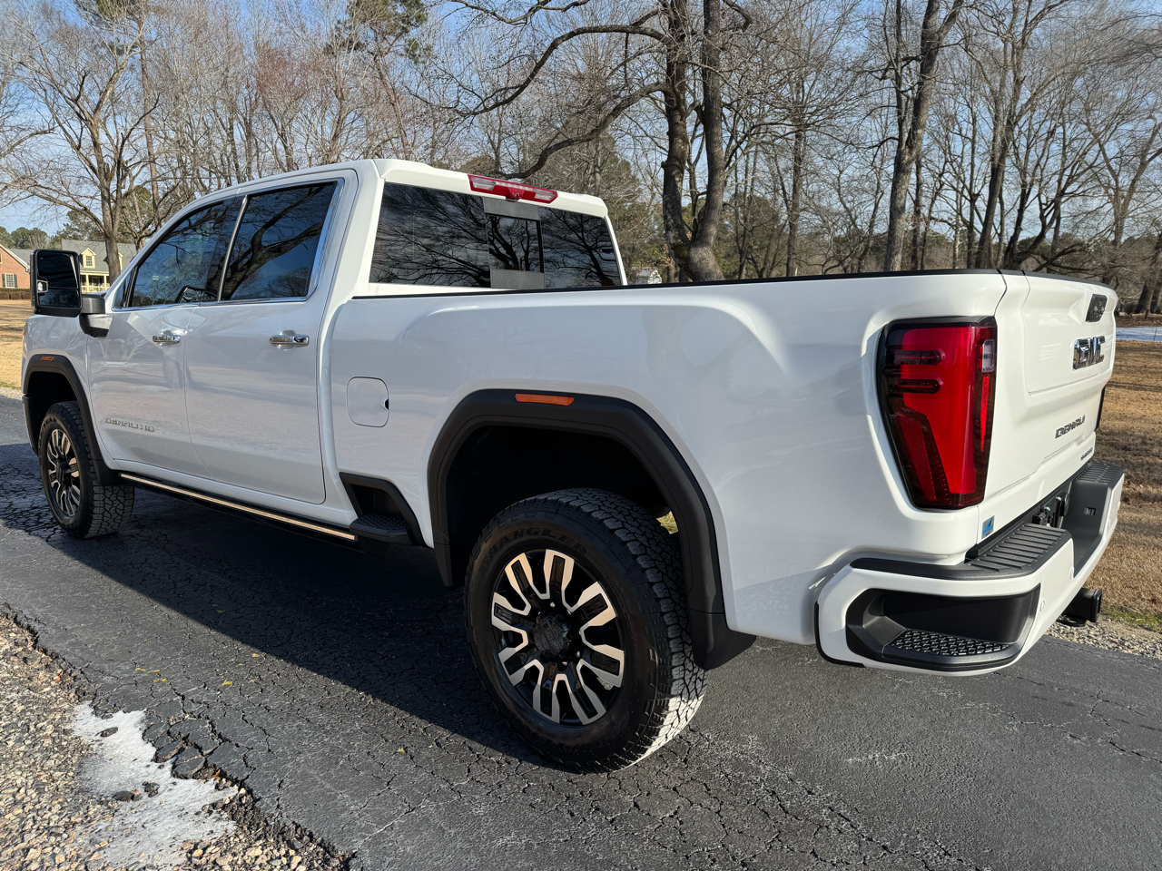 GMC Sierra 2500HD 4WD Crew Cab 159" Denali Ultimate 2026