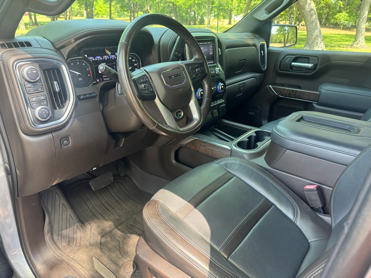GMC Sierra 1500 4WD Crew Cab 147" Denali 2020