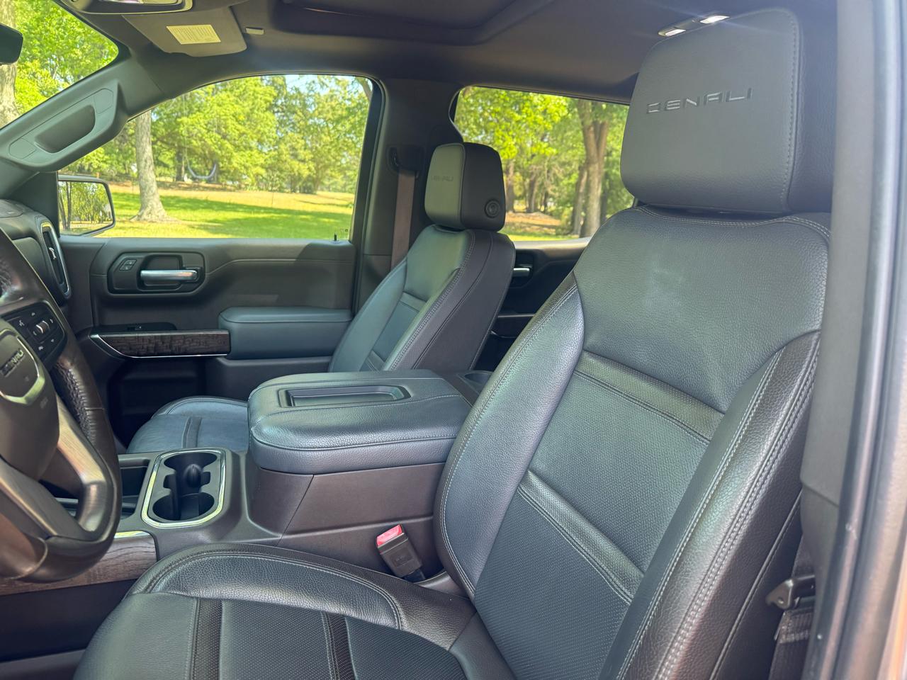 GMC Sierra 1500 4WD Crew Cab 147" Denali 2020