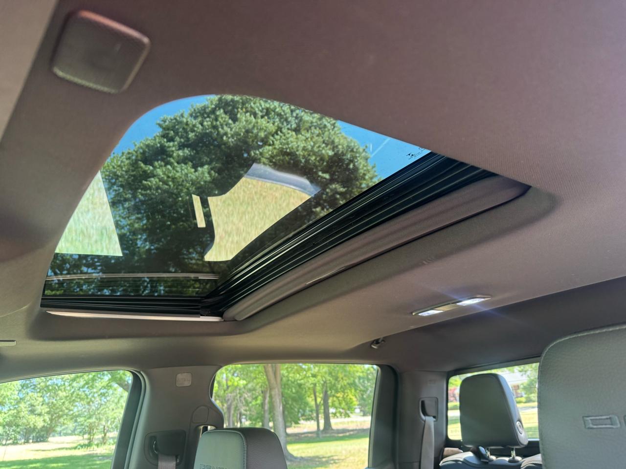 GMC Sierra 1500 4WD Crew Cab 147" Denali 2020