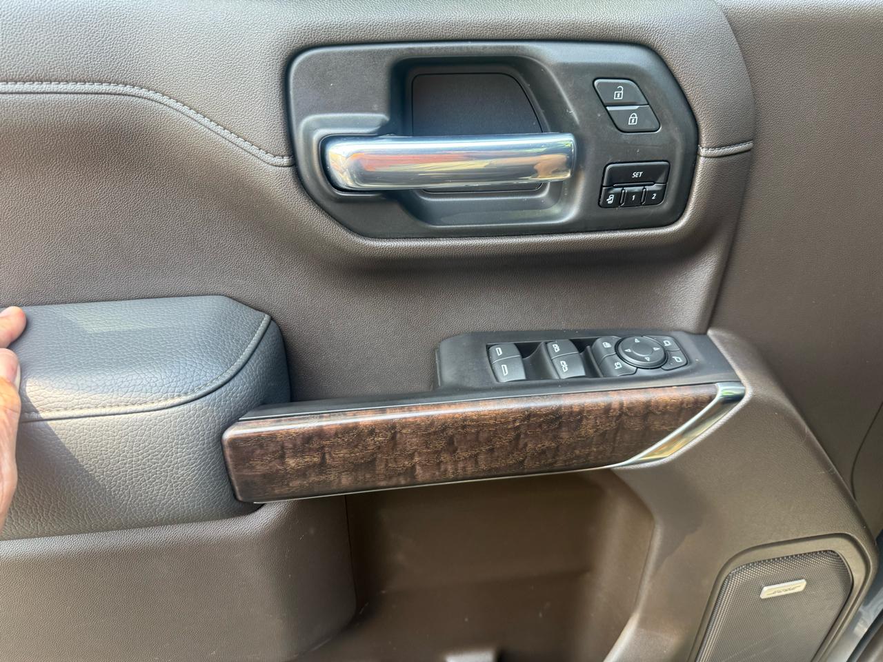 GMC Sierra 1500 4WD Crew Cab 147" Denali 2020