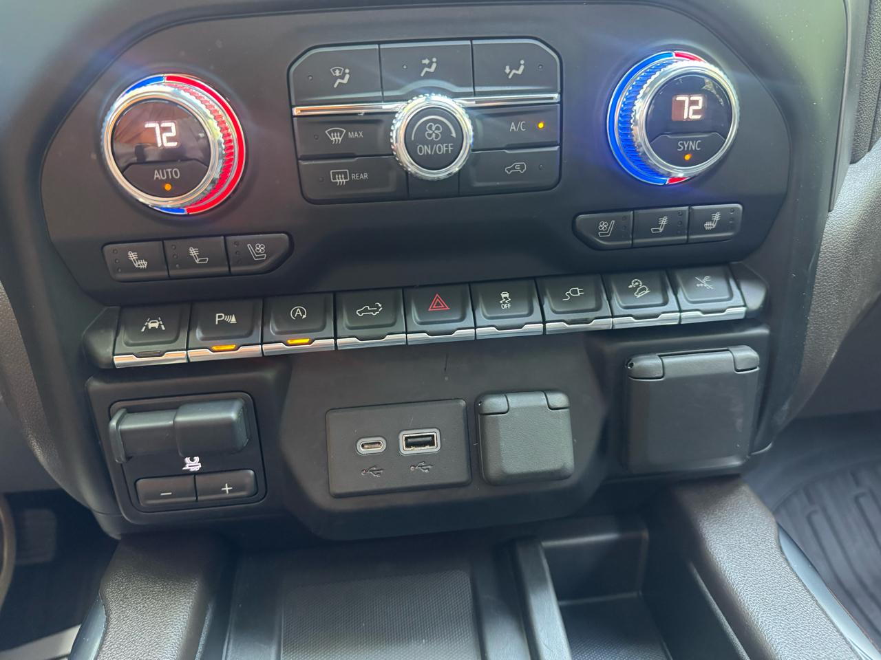 GMC Sierra 1500 4WD Crew Cab 147" Denali 2020