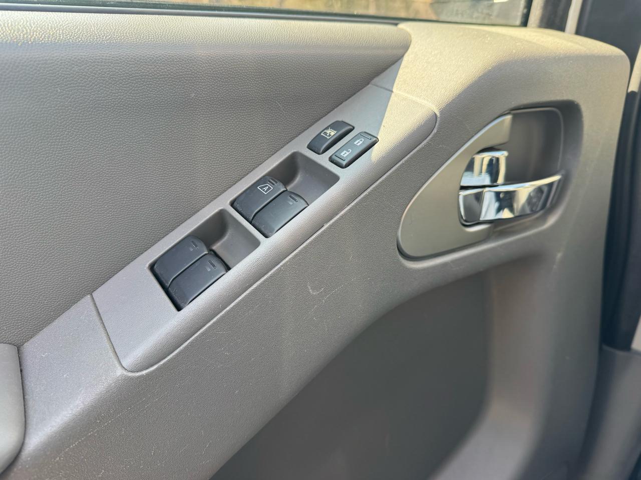 Nissan Frontier Crew Cab 4x4 SV Auto 2019