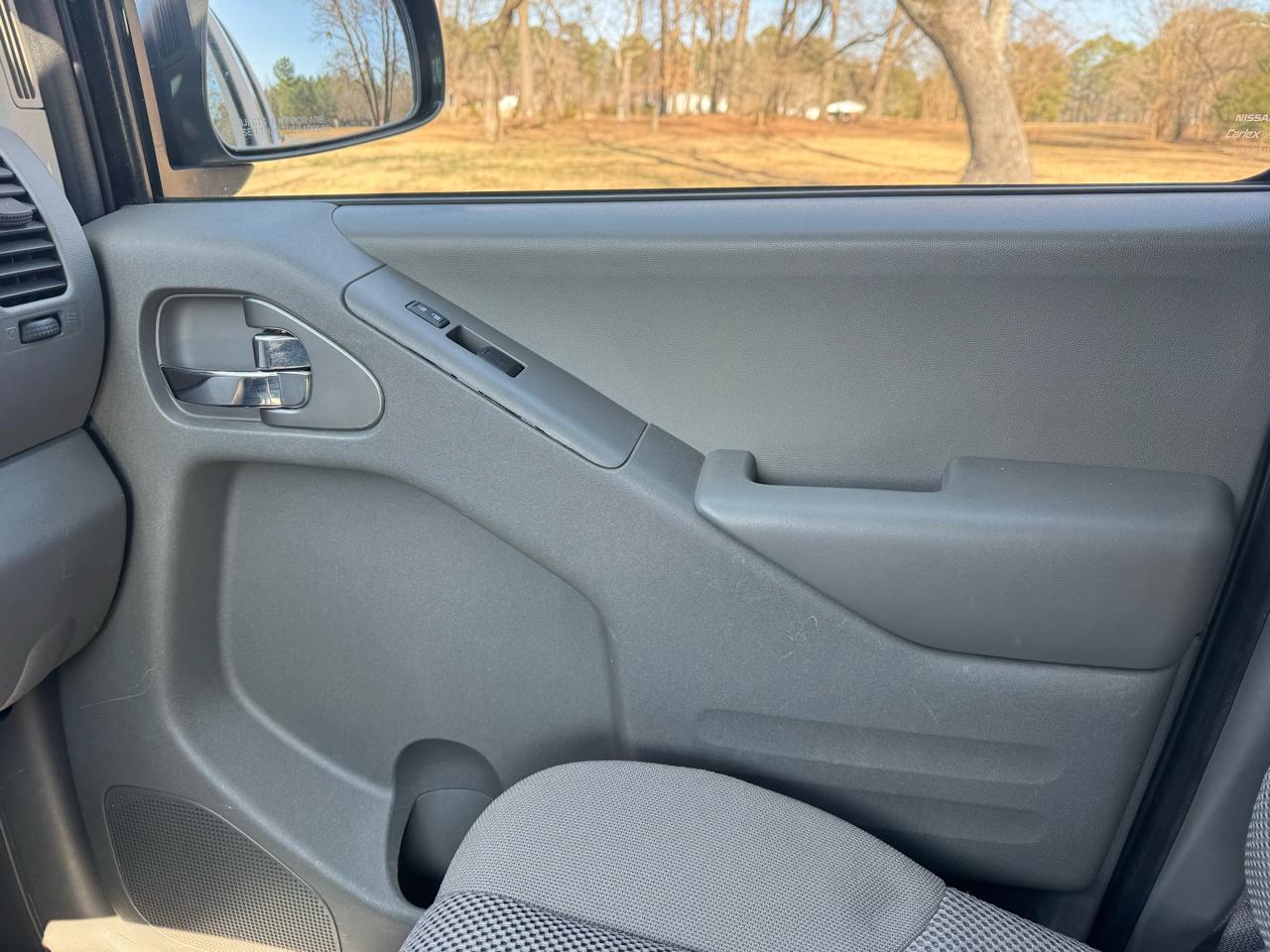 Nissan Frontier Crew Cab 4x4 SV Auto 2019