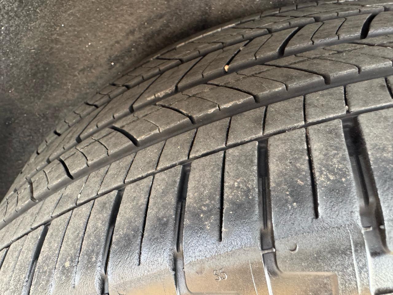 Toyota Venza 4dr Wgn V6 AWD Limited (Natl) 2014